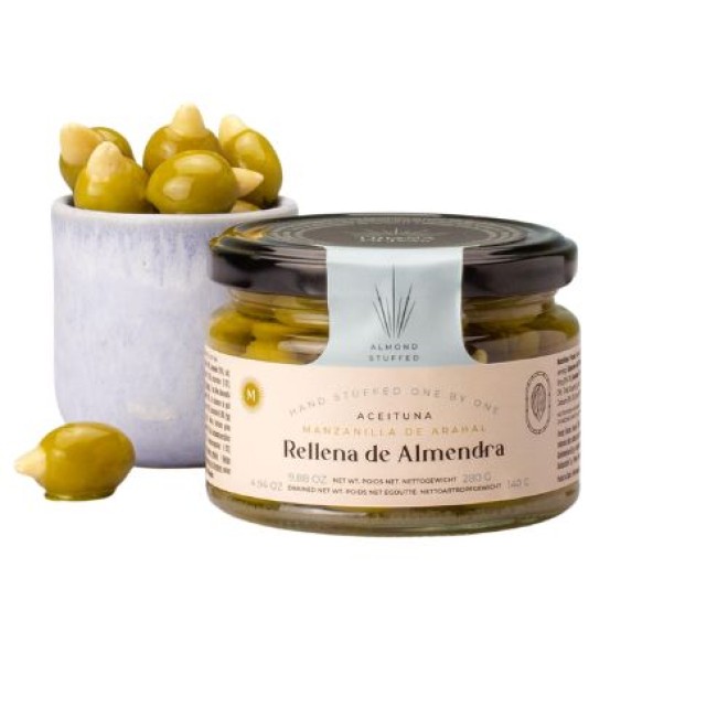 Triana Olivas - Manzanilla rellenas de Almendra